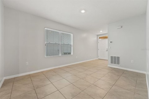 House in Saint Cloud, Florida 3 bedrooms, 139.45 sq.m. № 1813524 - photo 7
