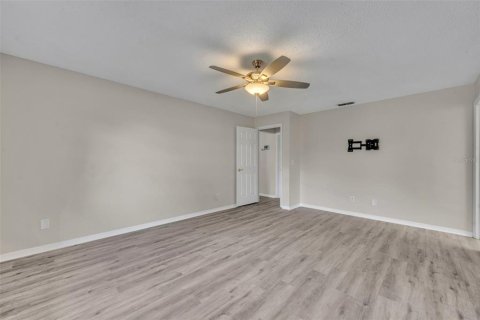 Casa en venta en Eustis, Florida, 3 dormitorios, 128.76 m2 № 1910014 - foto 13