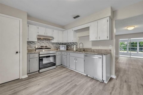 Casa en venta en Eustis, Florida, 3 dormitorios, 128.76 m2 № 1910014 - foto 10