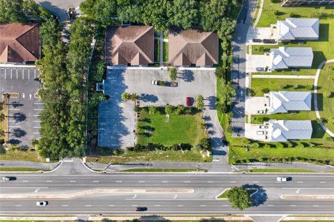 Immobilier commercial à louer à Lady Lake, Floride: 238.2 m2 № 2310193 - photo 9