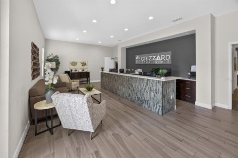 Immobilier commercial à louer à Lady Lake, Floride: 238.2 m2 № 2310193 - photo 17
