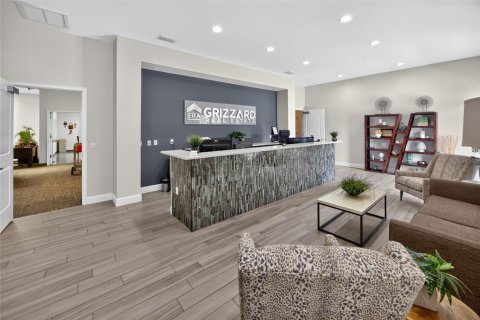 Immobilier commercial à louer à Lady Lake, Floride: 238.2 m2 № 2310193 - photo 16
