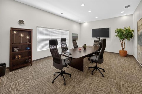 Immobilier commercial à louer à Lady Lake, Floride: 238.2 m2 № 2310193 - photo 6