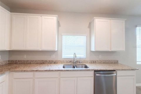 House in Ruskin, Florida 4 bedrooms, 360.27 sq.m. № 2418707 - photo 10