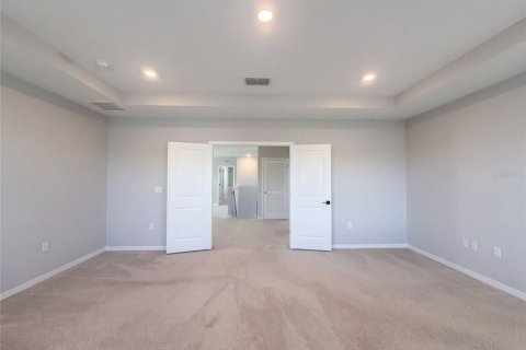 House in Ruskin, Florida 4 bedrooms, 360.27 sq.m. № 2418707 - photo 30