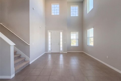 House in Ruskin, Florida 4 bedrooms, 360.27 sq.m. № 2418707 - photo 13