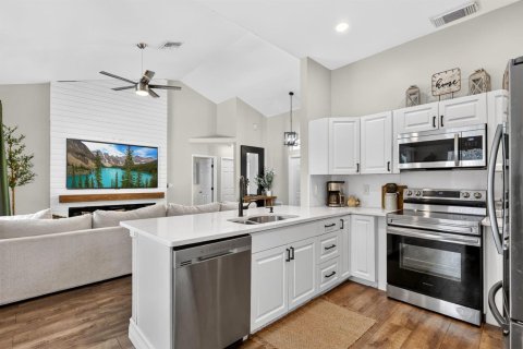 Villa ou maison à vendre à Port St. Lucie, Floride: 3 chambres, 196.95 m2 № 2265340 - photo 7