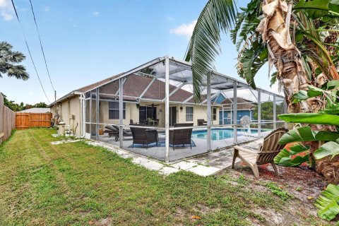 Villa ou maison à vendre à Port St. Lucie, Floride: 3 chambres, 196.95 m2 № 2265340 - photo 28