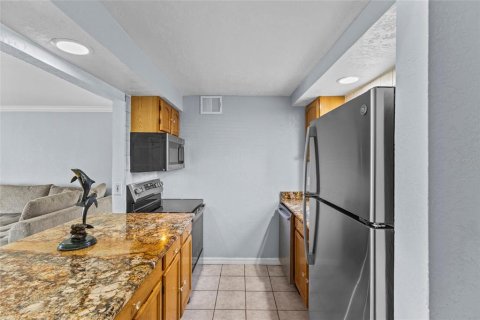 Condominio en venta en Bradenton, Florida, 1 dormitorio, 69.21 m2 № 2106169 - foto 9