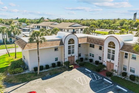 Condominio en Bradenton, Florida, 1 dormitorio  № 2106169