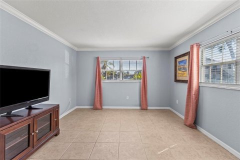 Condominio en venta en Bradenton, Florida, 1 dormitorio, 69.21 m2 № 2106169 - foto 16