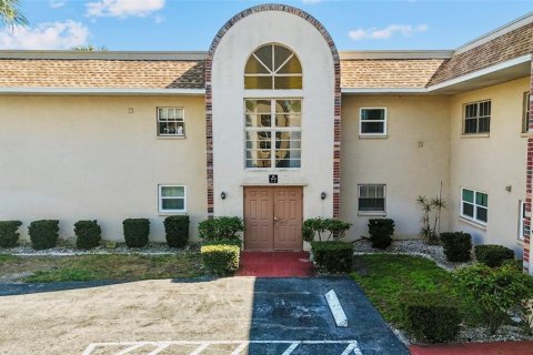 Condominio en venta en Bradenton, Florida, 1 dormitorio, 69.21 m2 № 2106169 - foto 3