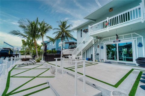 House in Key Largo, Florida 3 bedrooms, 170.1 sq.m. № 1714919 - photo 4