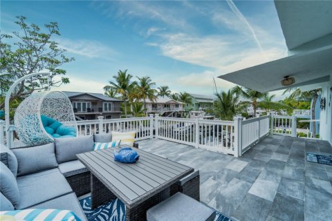 House in Key Largo, Florida 3 bedrooms, 170.1 sq.m. № 1714919 - photo 27