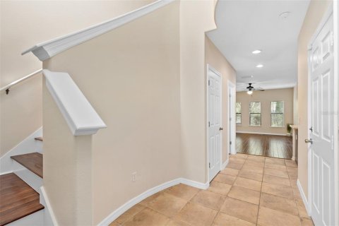 Adosado en venta en Orlando, Florida, 3 dormitorios, 136.1 m2 № 2204059 - foto 3