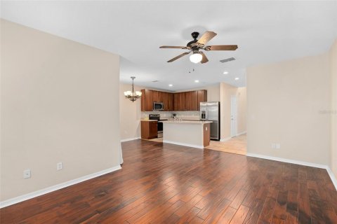 Adosado en venta en Orlando, Florida, 3 dormitorios, 136.1 m2 № 2204059 - foto 10