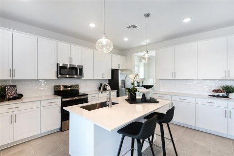 Casa en venta en Leesburg, Florida, 5 dormitorios, 281.49 m2 № 2230532 - foto 6