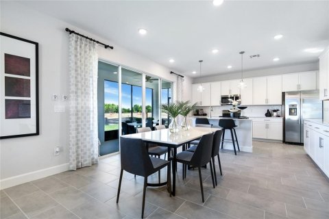 Casa en venta en Leesburg, Florida, 5 dormitorios, 281.49 m2 № 2230532 - foto 9
