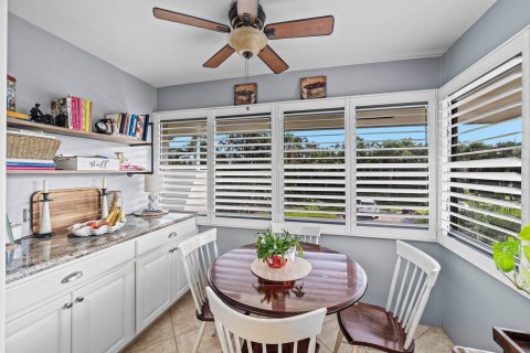 Condo in Boynton Beach, Florida, 3 bedrooms  № 2381448 - photo 16