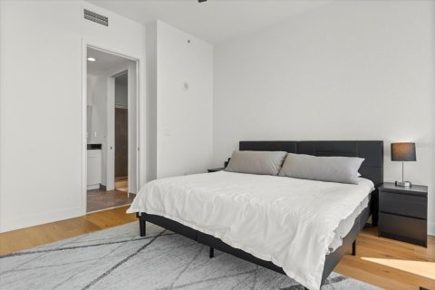 Condo in Orlando, Florida, 2 bedrooms № 2093420 - photo 25