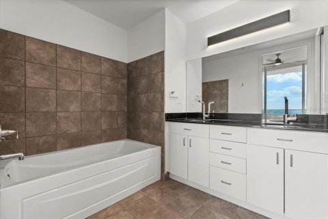 Condo in Orlando, Florida, 2 bedrooms № 2093420 - photo 22