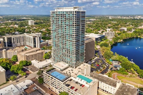 Condo in Orlando, Florida, 2 bedrooms № 2093420 - photo 29
