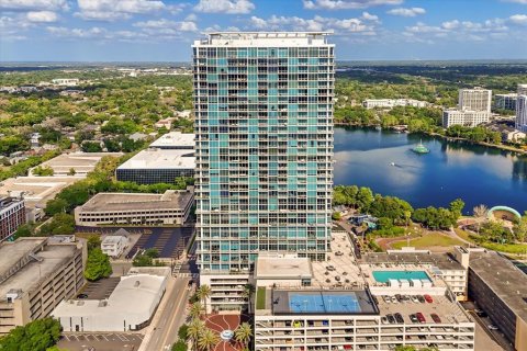 Condo in Orlando, Florida, 2 bedrooms № 2093420 - photo 28