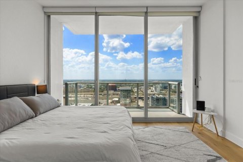 Condo in Orlando, Florida, 2 bedrooms № 2093420 - photo 21