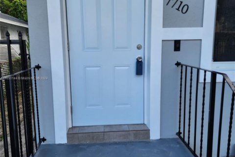 Commercial property in Miami, Florida 115.94 sq.m. № 2022767 - photo 15