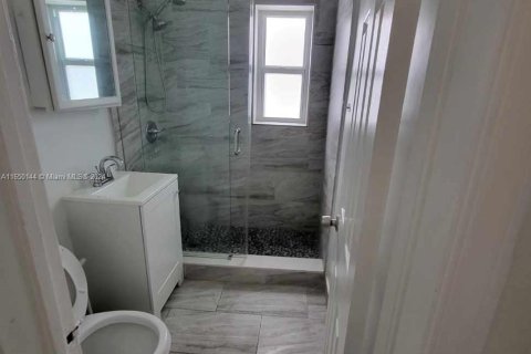 Commercial property in Miami, Florida 115.94 sq.m. № 2022767 - photo 23