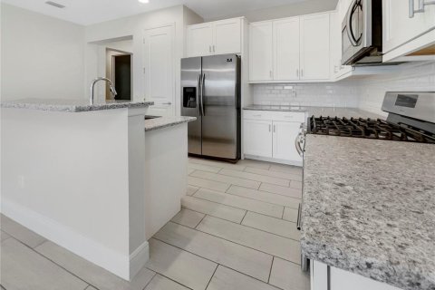 Duplex in Sarasota, Florida 2 bedrooms, 146.69 sq.m. № 1385137 - photo 14
