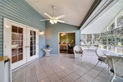 House in The Villages, Florida 3 bedrooms, 171.13 sq.m. № 2199265 - photo 15