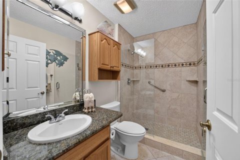 House in The Villages, Florida 3 bedrooms, 171.13 sq.m. № 2199265 - photo 13