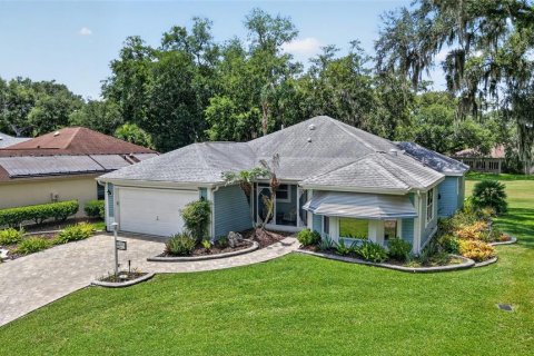 House in The Villages, Florida 3 bedrooms, 171.13 sq.m. № 2199265 - photo 18