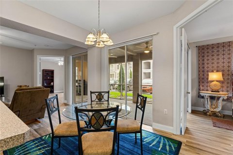 Condo in Tampa, Florida, 2 bedrooms  № 1870584 - photo 11