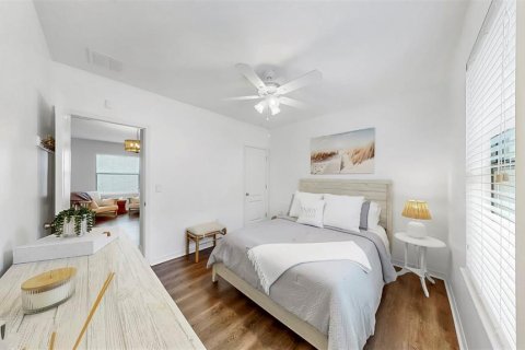 House in Palmetto, Florida 3 bedrooms, 139.17 sq.m. № 1658590 - photo 25