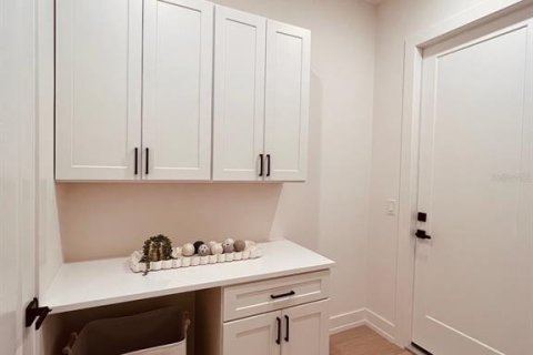 House in Lehigh Acres, Florida 3 bedrooms, 170.29 sq.m. № 2349765 - photo 14