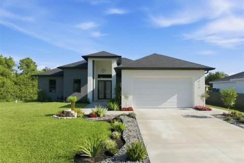 House in Lehigh Acres, Florida 3 bedrooms, 170.29 sq.m. № 2349765