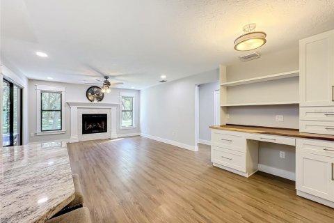 House in Bradenton, Florida 3 bedrooms, 174.47 sq.m. № 2421822 - photo 6
