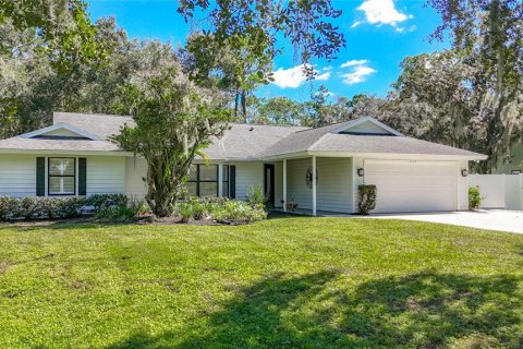 House in Bradenton, Florida 3 bedrooms, 174.47 sq.m. № 2421822