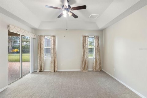 House in Clermont, Florida 4 bedrooms, 246.28 sq.m. № 1919406 - photo 16