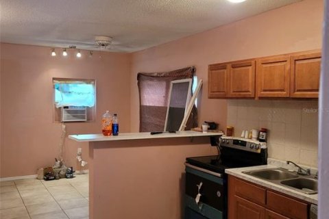 Casa en venta en Kissimmee, Florida, 2 dormitorios, 53.51 m2 № 2377435 - foto 11