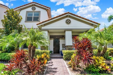 Casa en venta en Orlando, Florida, 4 dormitorios, 351.73 m2 № 1882766 - foto 3