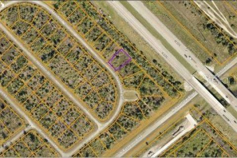 Land in North Port, Florida № 2211231 - photo 4
