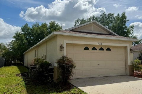 Casa en venta en Wesley Chapel, Florida, 4 dormitorios, 137.68 m2 № 2096682 - foto 6
