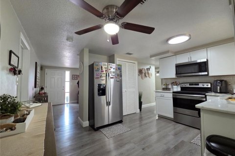 Casa en venta en Holiday, Florida, 2 dormitorios, 89.09 m2 № 2217605 - foto 6