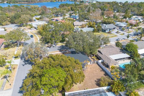 House in Clearwater, Florida 4 bedrooms, 196.67 sq.m. № 2092863 - photo 29