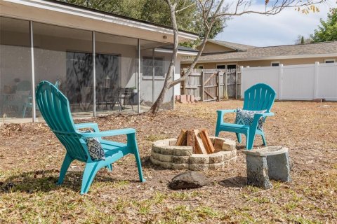 House in Clearwater, Florida 4 bedrooms, 196.67 sq.m. № 2092863 - photo 27