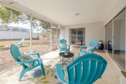 House in Clearwater, Florida 4 bedrooms, 196.67 sq.m. № 2092863 - photo 22