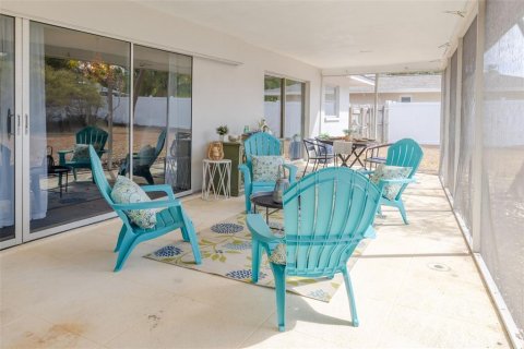House in Clearwater, Florida 4 bedrooms, 196.67 sq.m. № 2092863 - photo 21